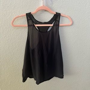 Black size 10 Lululemon tank mid length